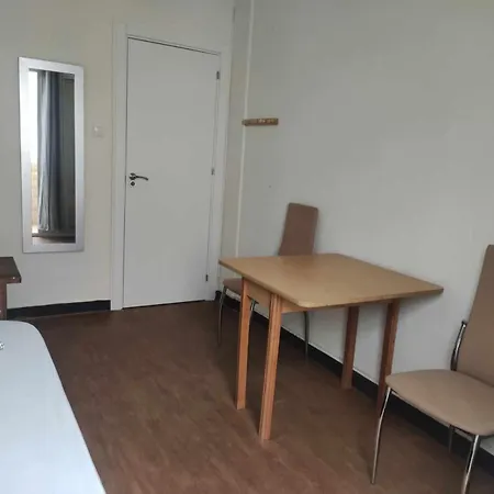 17-habitacion Del Piso ホームステイ *